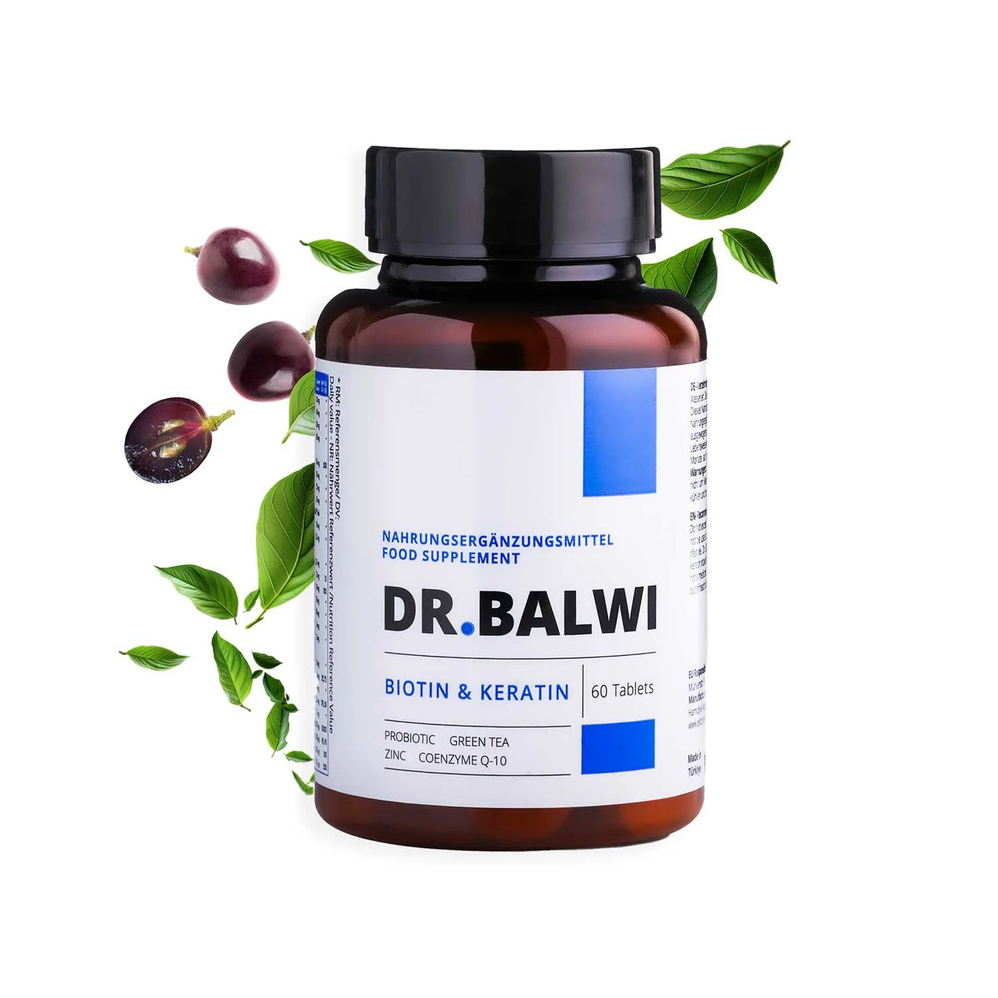 Eine braune Flasche Biotin & Keratin Tabletten von shop.elithairtransplant mit 60 Tabletten, gekennzeichnet als Nahrungsergänzungsmittel für Haarwachstum, ist von grünen Blättern und dunkelvioletten Beeren auf weißem Hintergrund umgeben.
