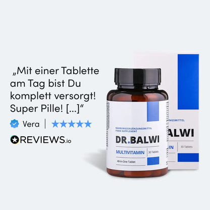 Eine braune Flasche mit der Aufschrift Multivitamin Complex von Dr. Balwi Shop steht vor ihrer Verpackung, auf deren hellgrauem Hintergrund eine deutsche Kundenrezension, Sternebewertungen und das Logo von Reviews.io zu sehen sind.