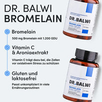 Zwei Flaschen des Bromelain-Nahrungsergänzungsmittels von Dr. Balwi Shop mit einer Auflistung der Vorteile: 500 mg Bromelain, Vitamin C und Ananas-Extrakt, gluten- und laktosefrei. Ideal für alle, die sich Sorgen um Haarausfall machen. Die Produktbeschreibungen sind auf Deutsch auf hellgrauem Hintergrund verfasst.