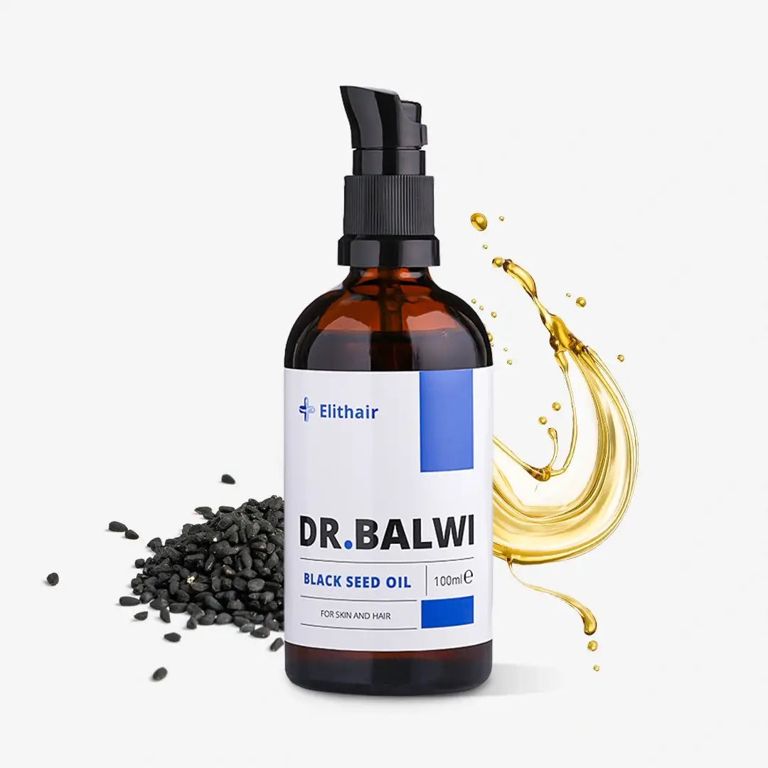 Eine braune 100-ml-Flasche mit der Aufschrift Premium Schwarzkümmelöl von Dr. Balwi Shop steht aufrecht da, umringt von goldenem Öl und schwarzen Samen - perfekt für die Haarpflege und zur Reduzierung von Haarausfall auf Haut und Haar.