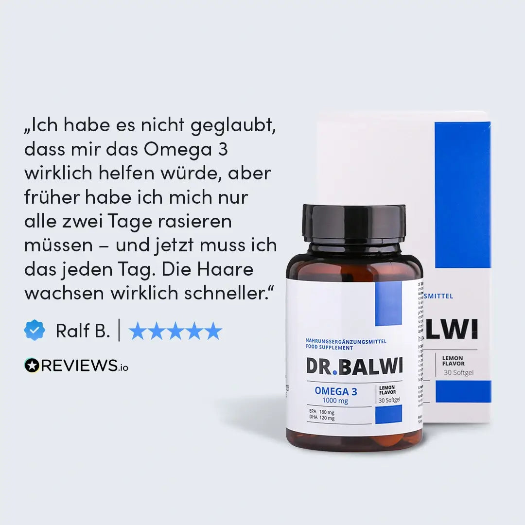 Eine Flasche Daily Omega 3 von Dr. Balwi Shop ist neben der Verpackung abgebildet. Ein deutscher Rezensent vergibt fünf Sterne, weil er sichtbares Haarwachstum und weniger Haarausfall nach der Anwendung des Produkts feststellt.