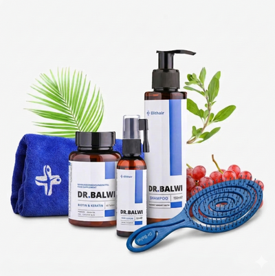 Die Dr. Balwi Shop Anti-Haarausfall-Routine mit Shampoo, Kapseln und Spray wird mit einem blauen Handtuch, einer blauen Bürste, grünen Blättern und roten Trauben auf einem weißen Hintergrund dargestellt.